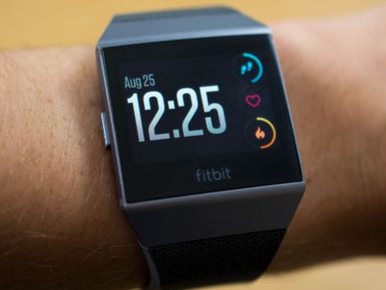 Fitbit ionic gps clearance smartwatch