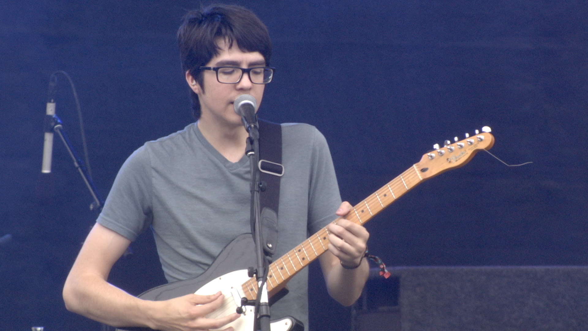 Watch Car Seat Headrest perform Girl" Pitchfork Music