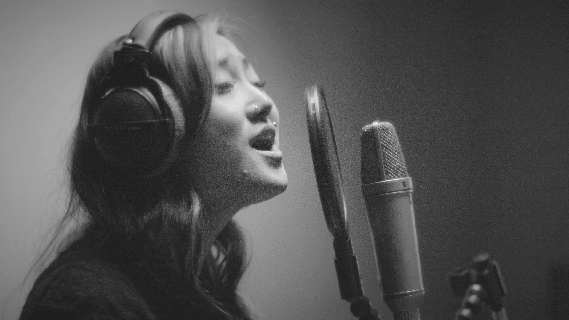 Watch Hinako Omori Abbey Road Amplify x Pitchfork London Sessions
