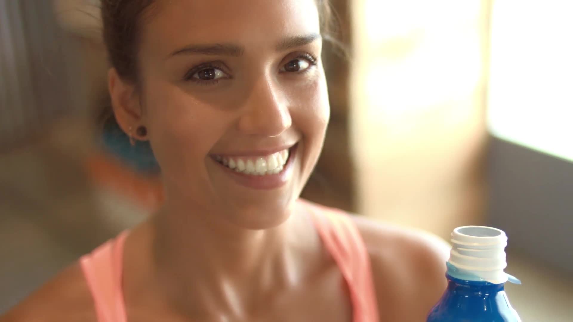 Watch Jessica Alba Walks Us Through Her Morning Routine SELF Cover