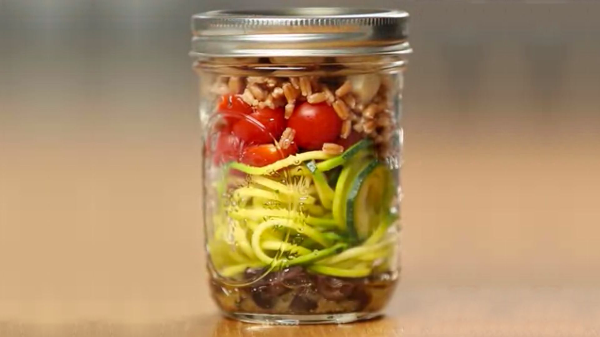Watch How To Make A Healthy Zucchini Noodle Mason Jar Salad SELF