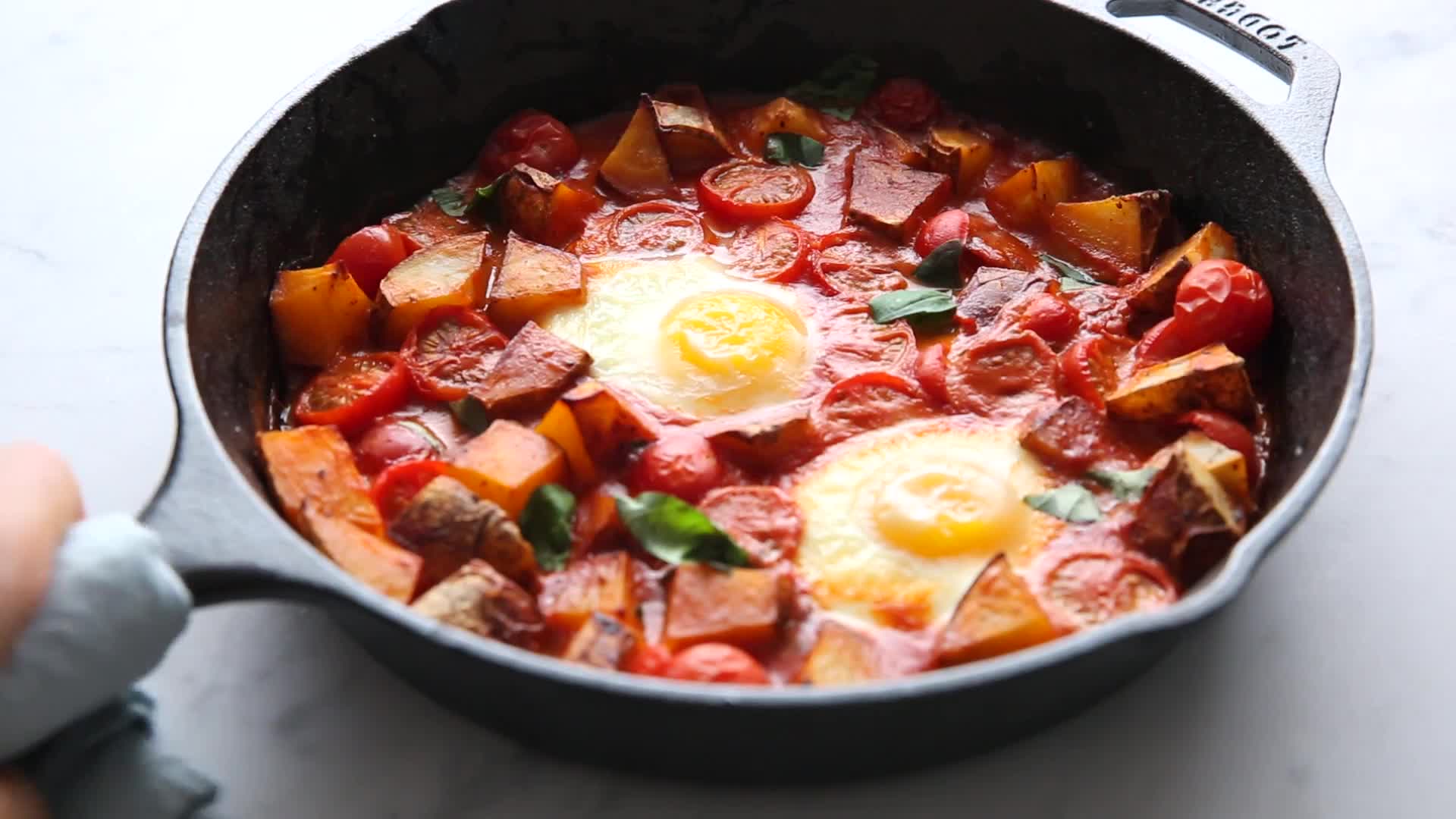 Watch These Easy Baked Eggs Are The Ultimate Breakfast For Dinner | SELF