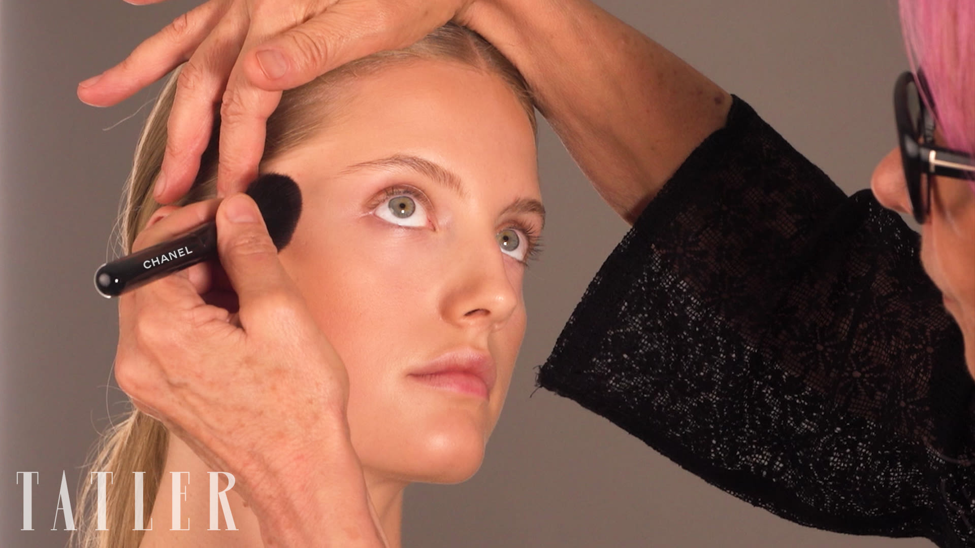 Watch 4 Easy Steps To Complete Contouring: CHANEL Makeup Tutorial 