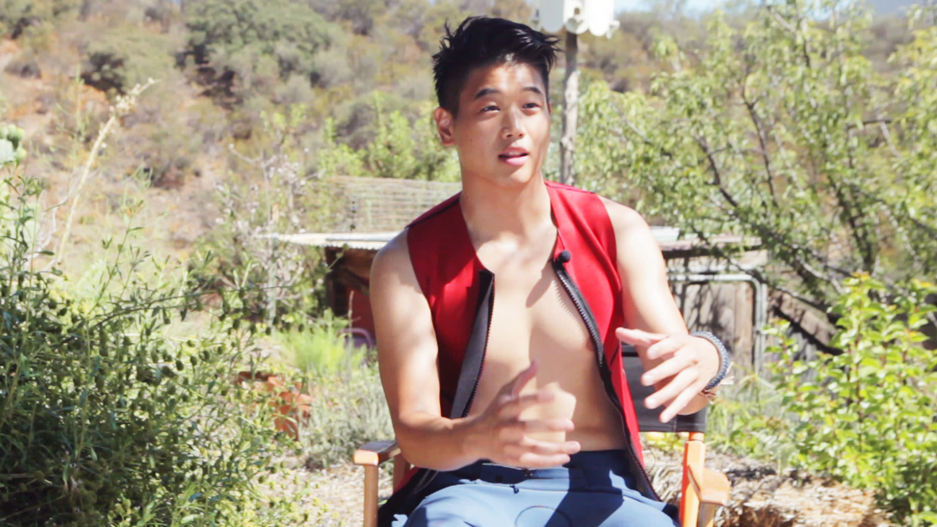 Watch Breakout Star Ki Hong Lee Shares Secrets from the Set of ‘The