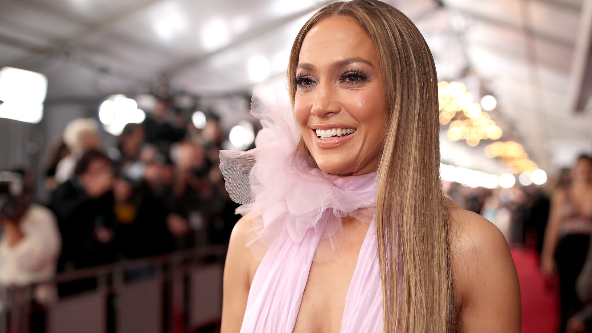 Celebrity show. Тейлор свифт. Ольга корд. Celebrity show. Селебрити шоу самара.