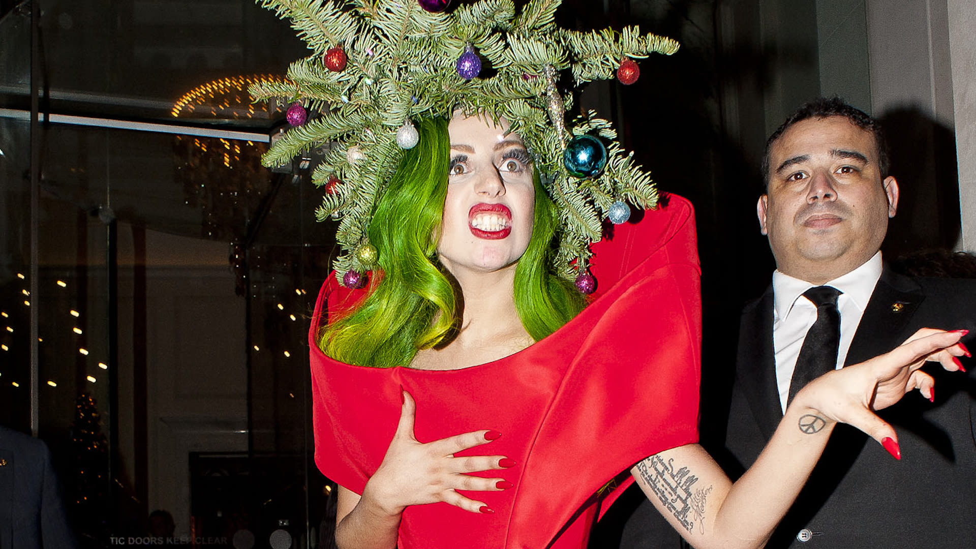 Best hotsell holiday looks