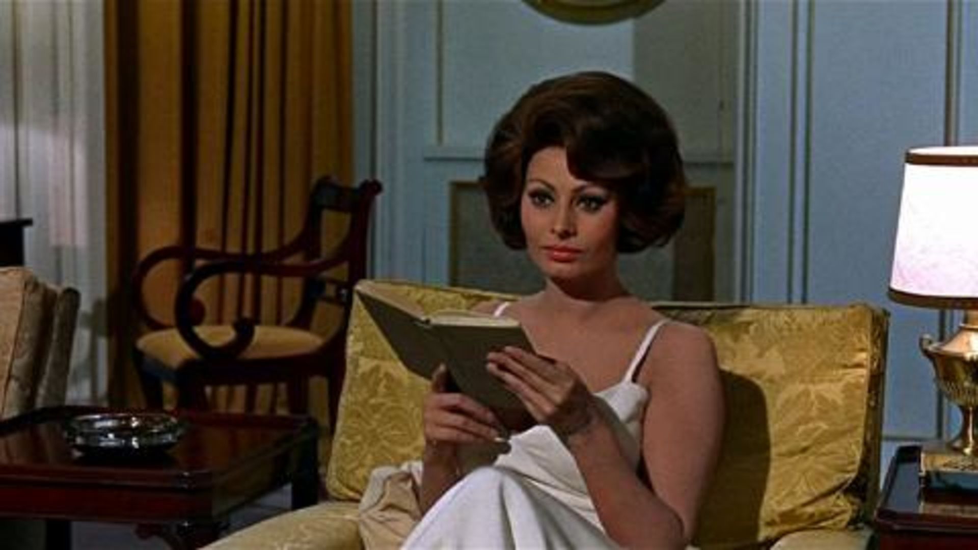 Watch The Front Row A Countess From Hong Kong The New Yorker Video Cne Newyorker Com The New Yorker Movies > hong kong movies. a countess from hong kong