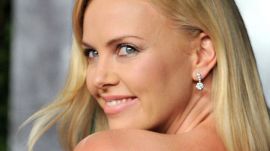 Hollywood Style Star: Charlize Theron