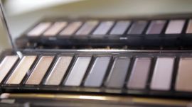 Trying Out the New Urban Decay Naked Smoky Eye Palette 