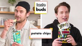 Beck Bennett & Brad Try 10 Kinds of Potato Chips
