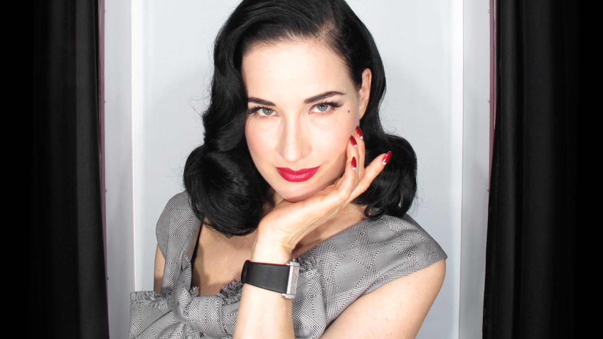 Watch Dita Von Teese on Becoming a Burlesque Star VFHollywood