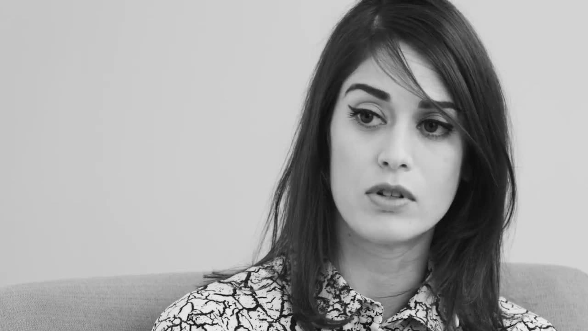 Watch Why Lizzy Caplan Started Acting Exclusives Vanity Fair 