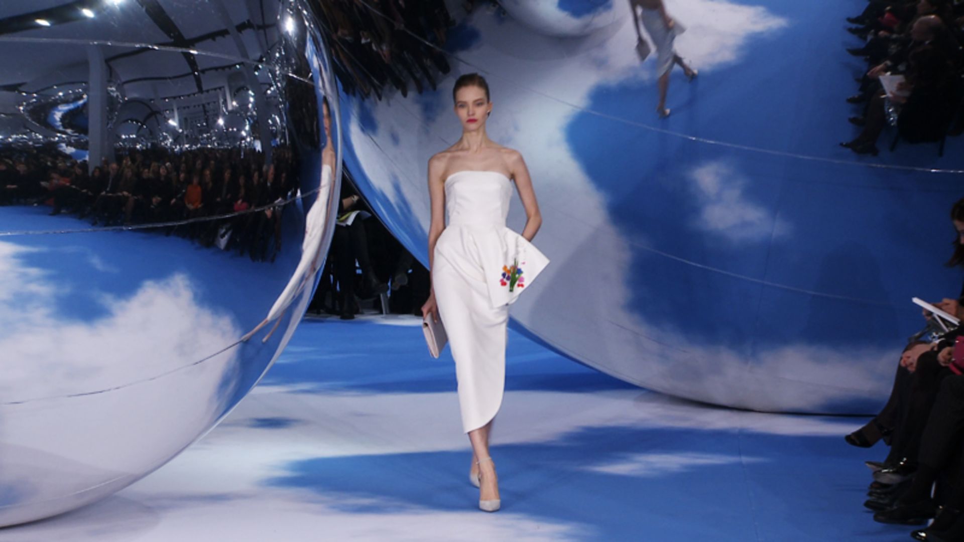 Vogue On Christian Dior PDF Free Download Vogue On Christian Dior PDF Free Download
