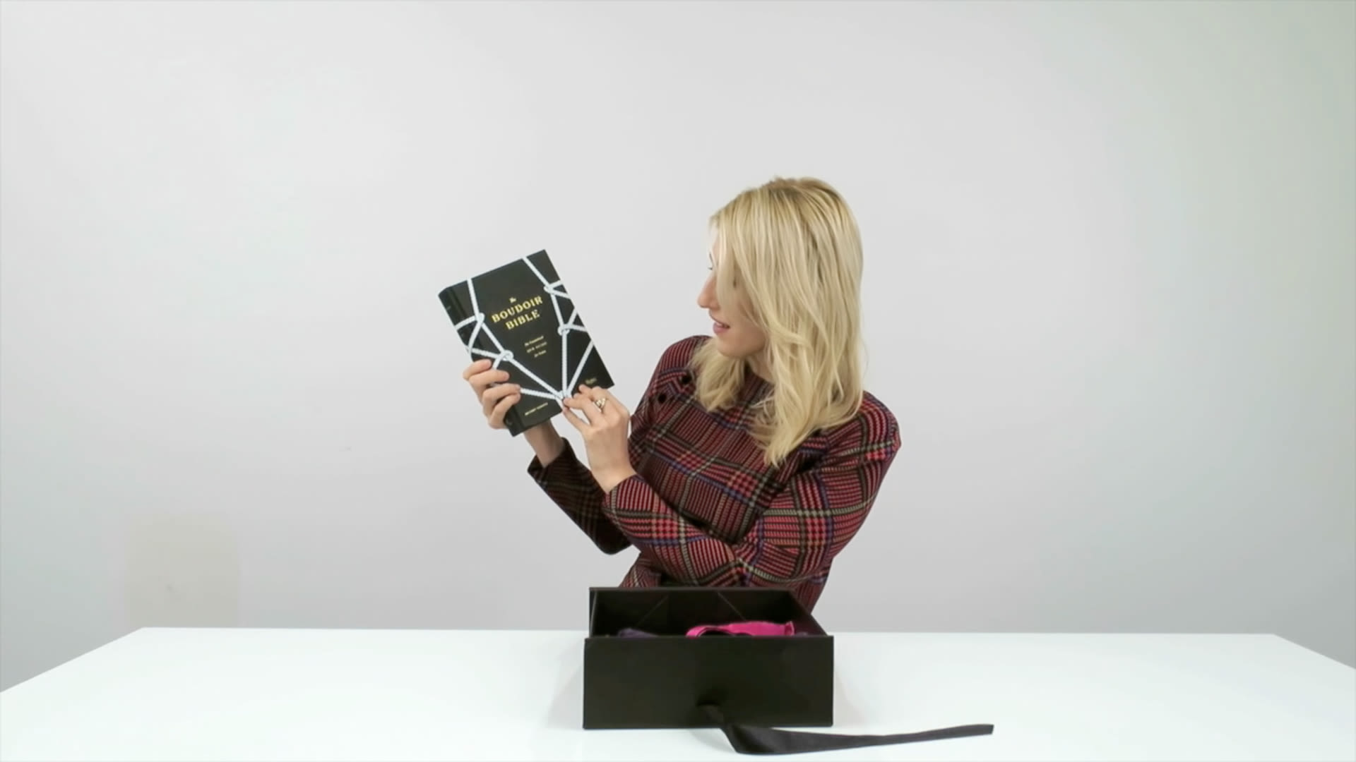 Watch Karley Sciortino Unboxes The Perfect Gift For The Nympho On Your List Vogue Diaries Vogue