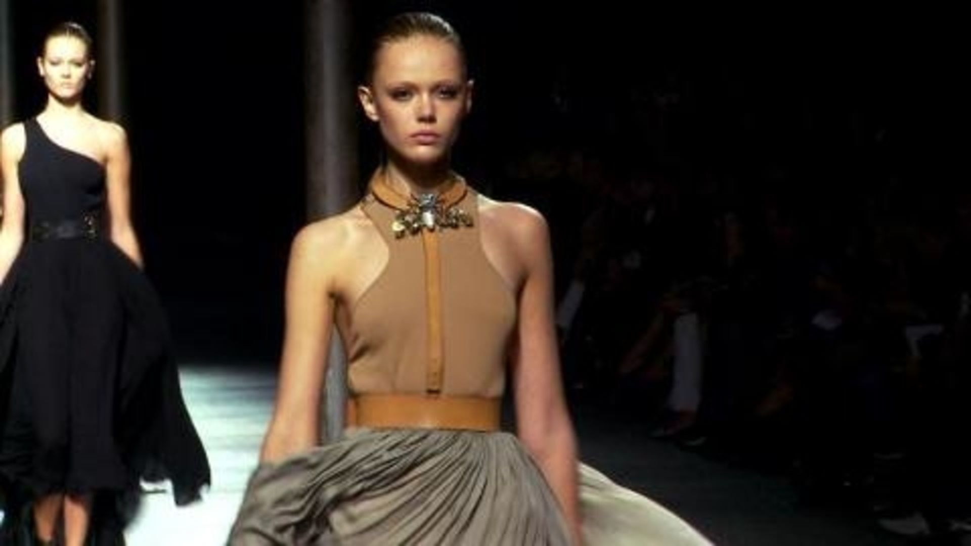 Watch Lanvin: Spring 2011 Ready-to-Wear | Style.com Fashion Shows | Vogue