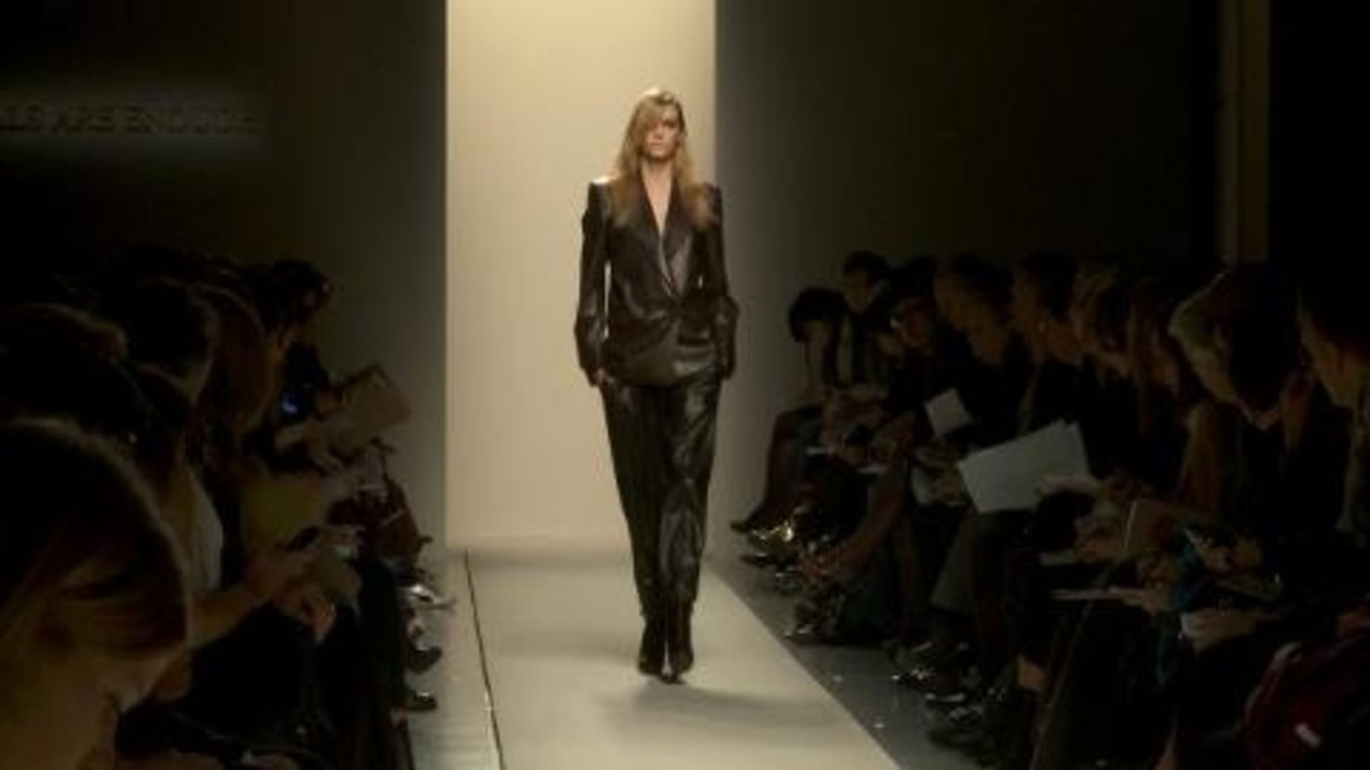 Watch Bottega Veneta: Fall 2010 Ready-to-Wear | Style.com Fashion 
