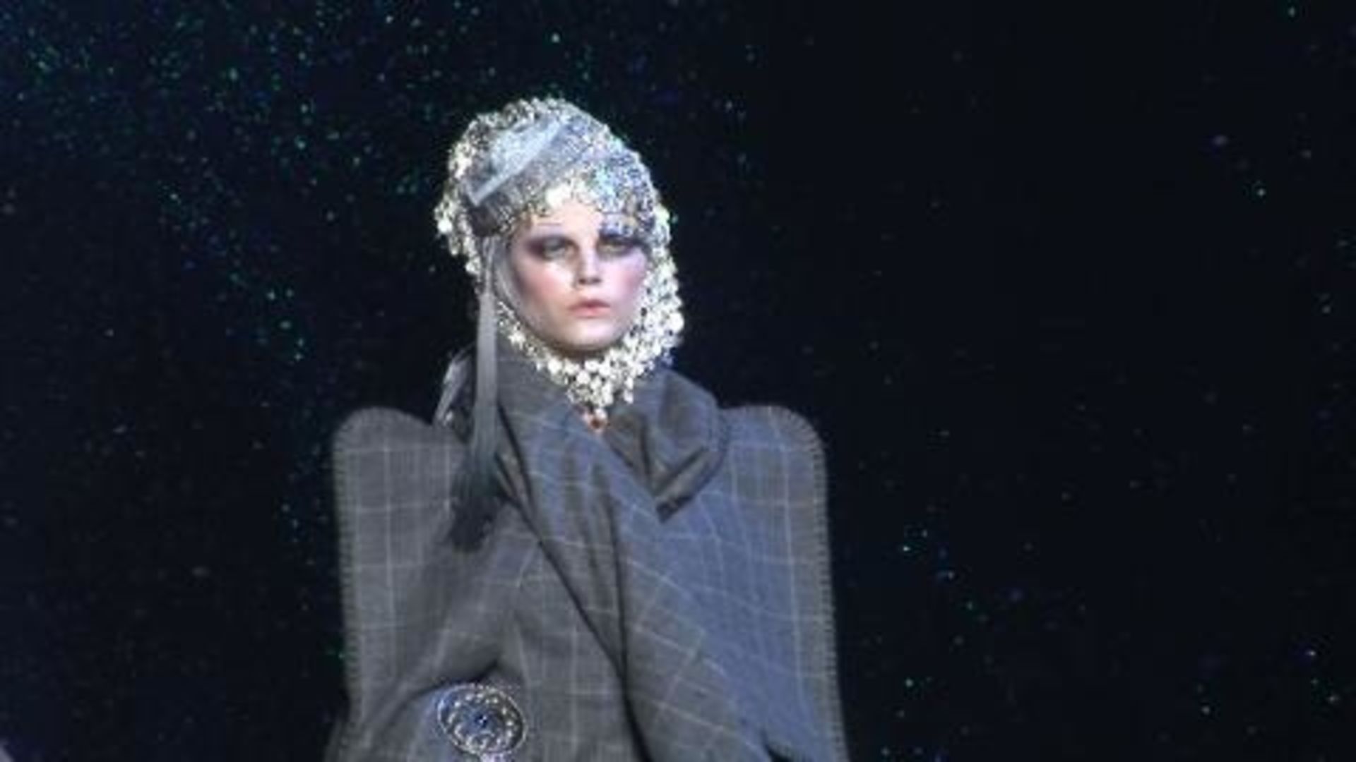 Watch John Galliano: Fall 2009 Ready-to-Wear | Style.com Fashion Shows ...