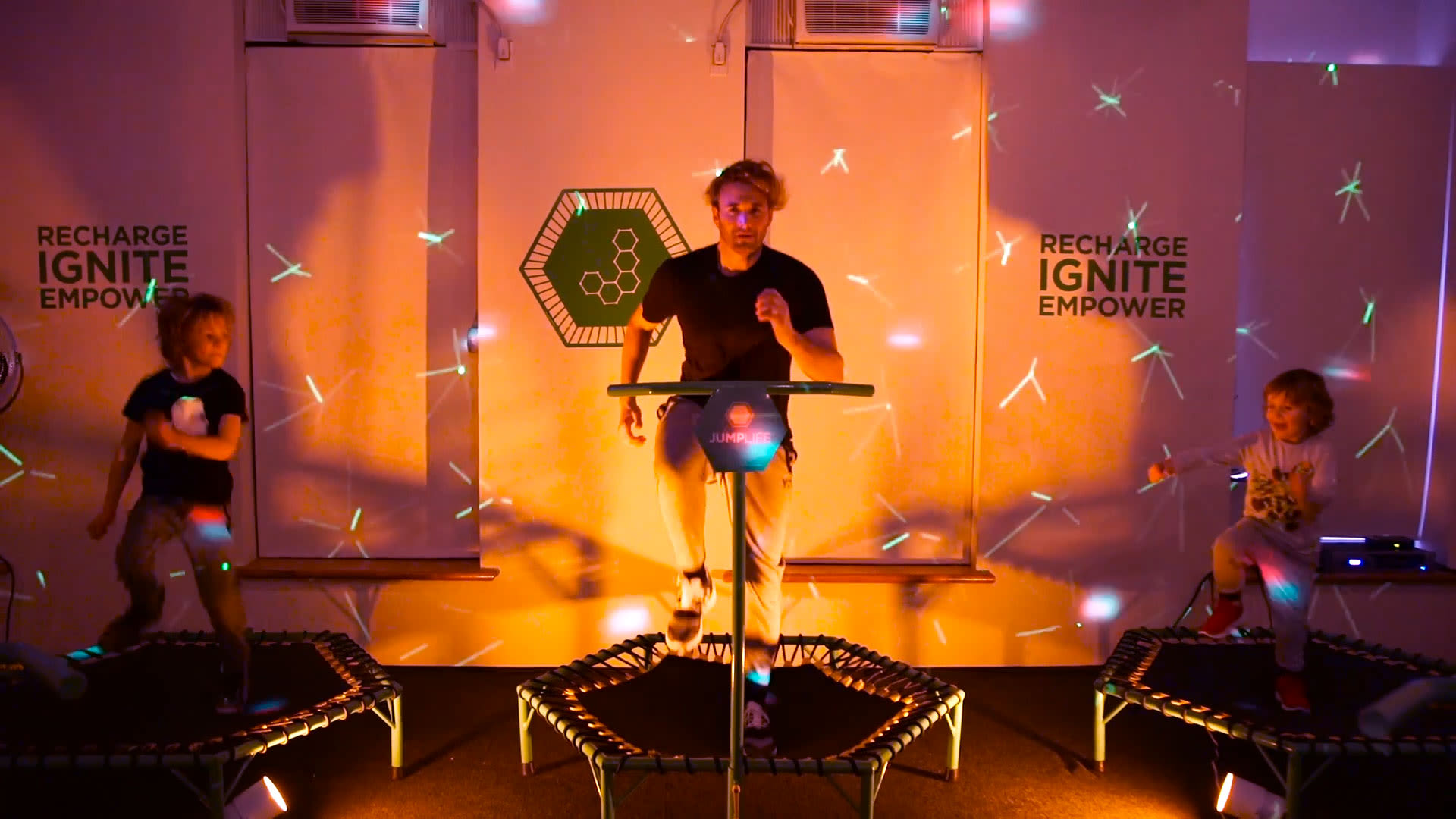 Supermodels on trampolines