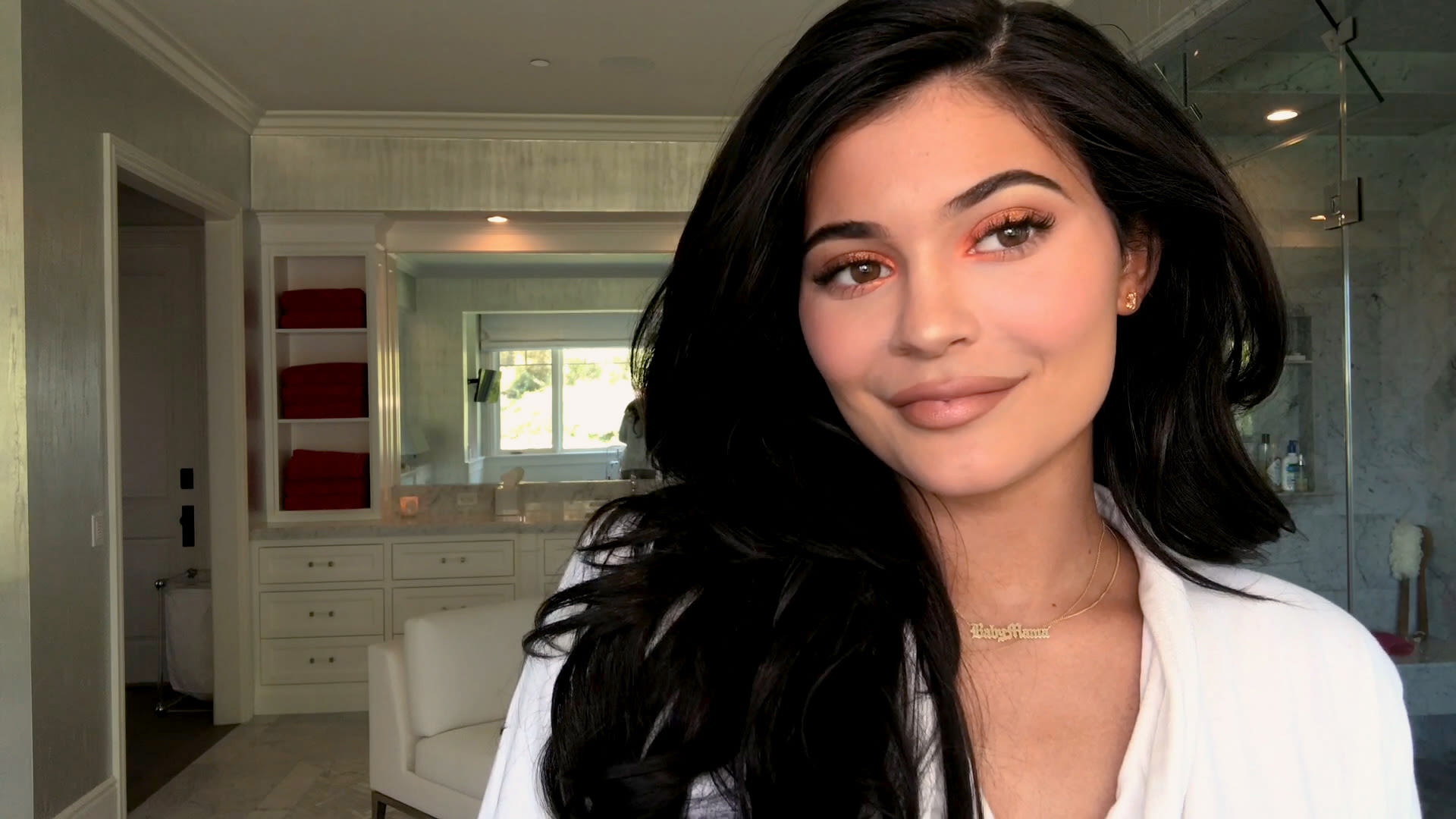 Watch Watch Kylie Jenner Do Her Lip Liner With Her Eyes Closed—and