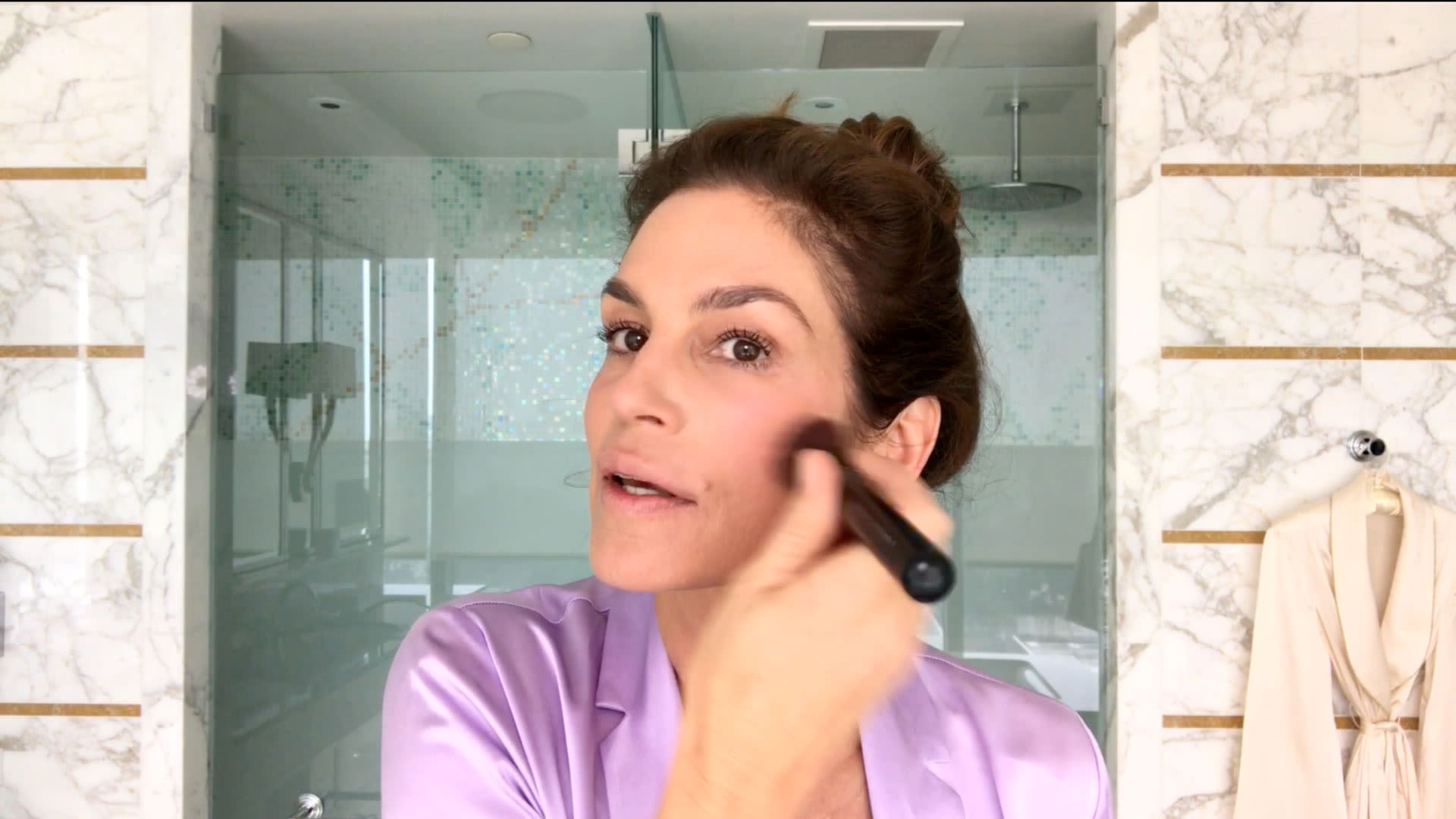 Watch Beauty Secrets Watch Cindy Crawford Do Her Getting Out The Door Morning Beauty Routine Vogue Video Cne Vogue Com Vogue