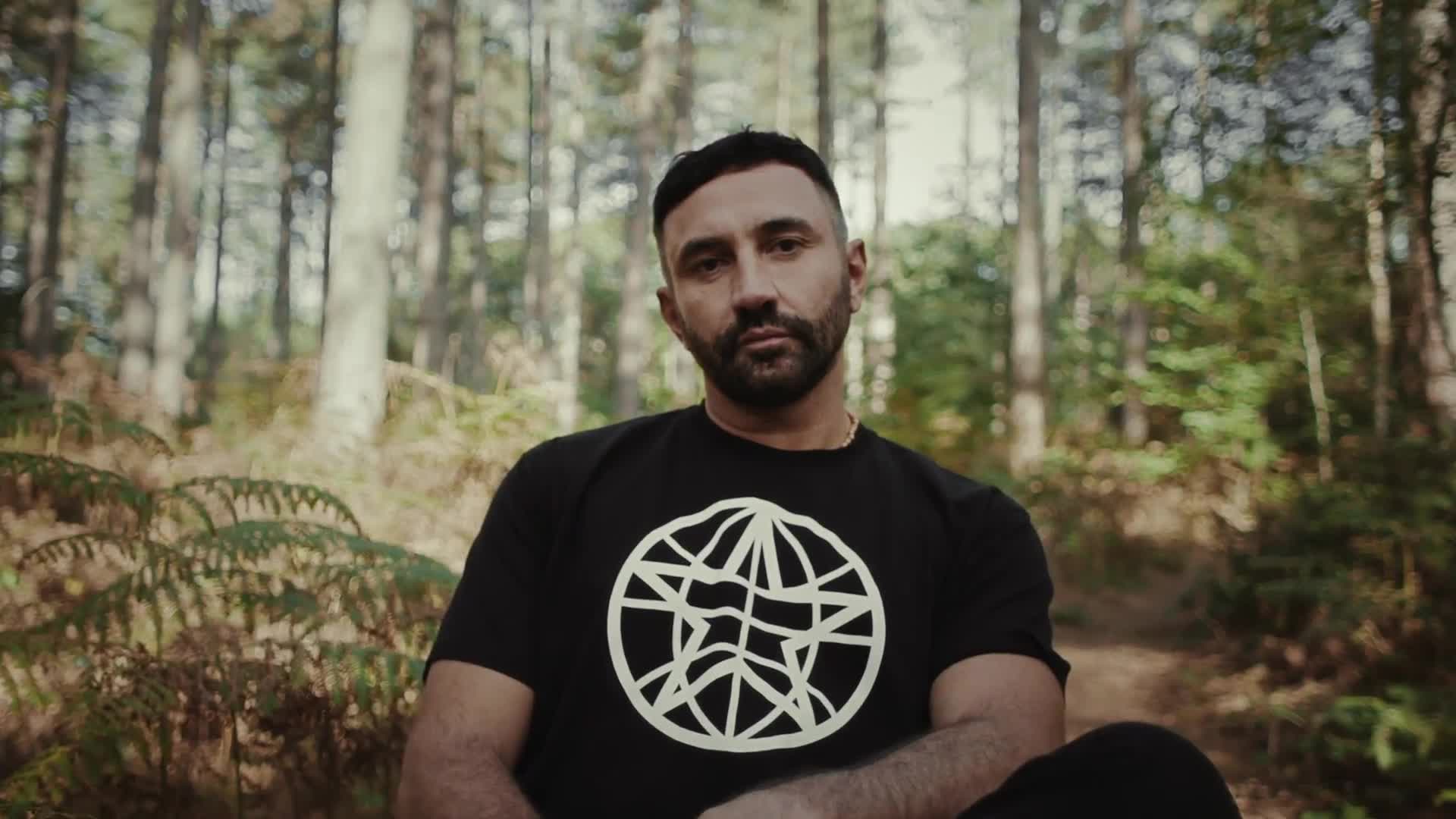 Burberry riccardo tisci vogue discount