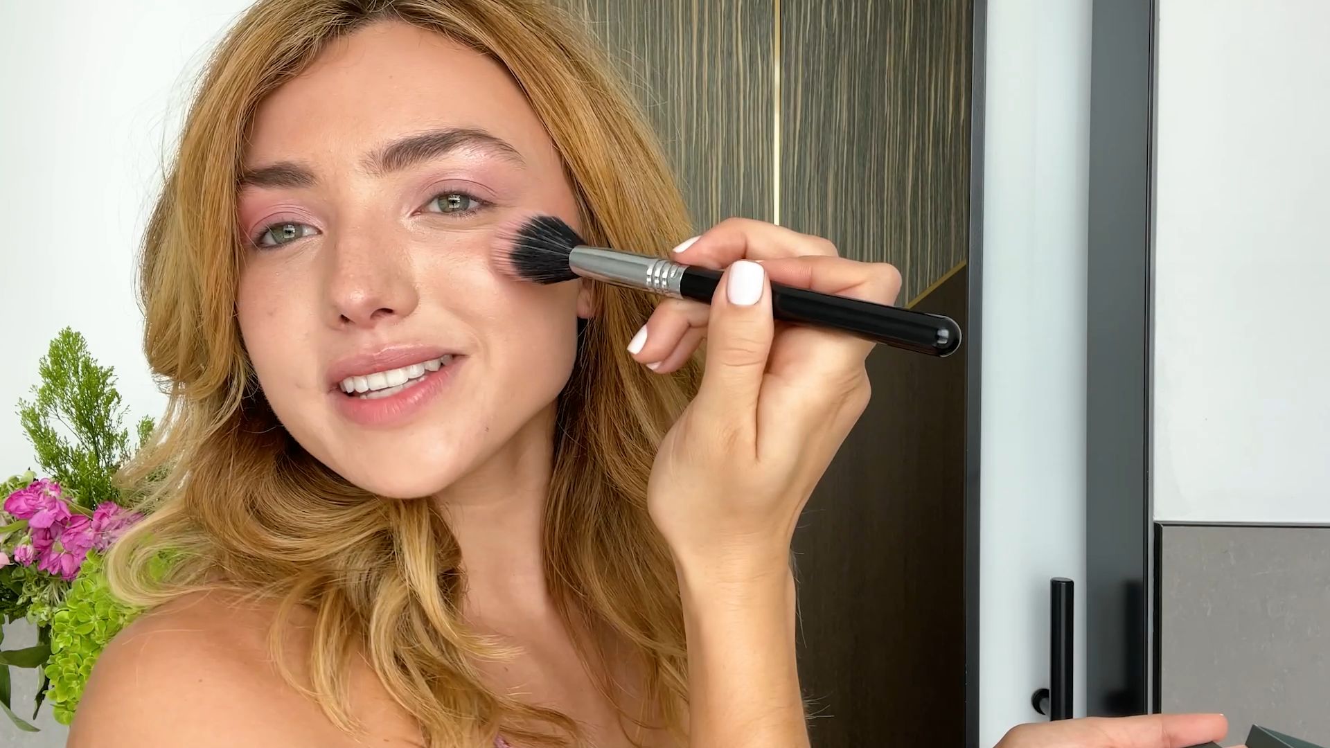 1920px x 1080px - Watch Peyton List on Glowy Makeup and the Beauty Lessons She's Learned on  Set | Beauty Secrets | Vogue