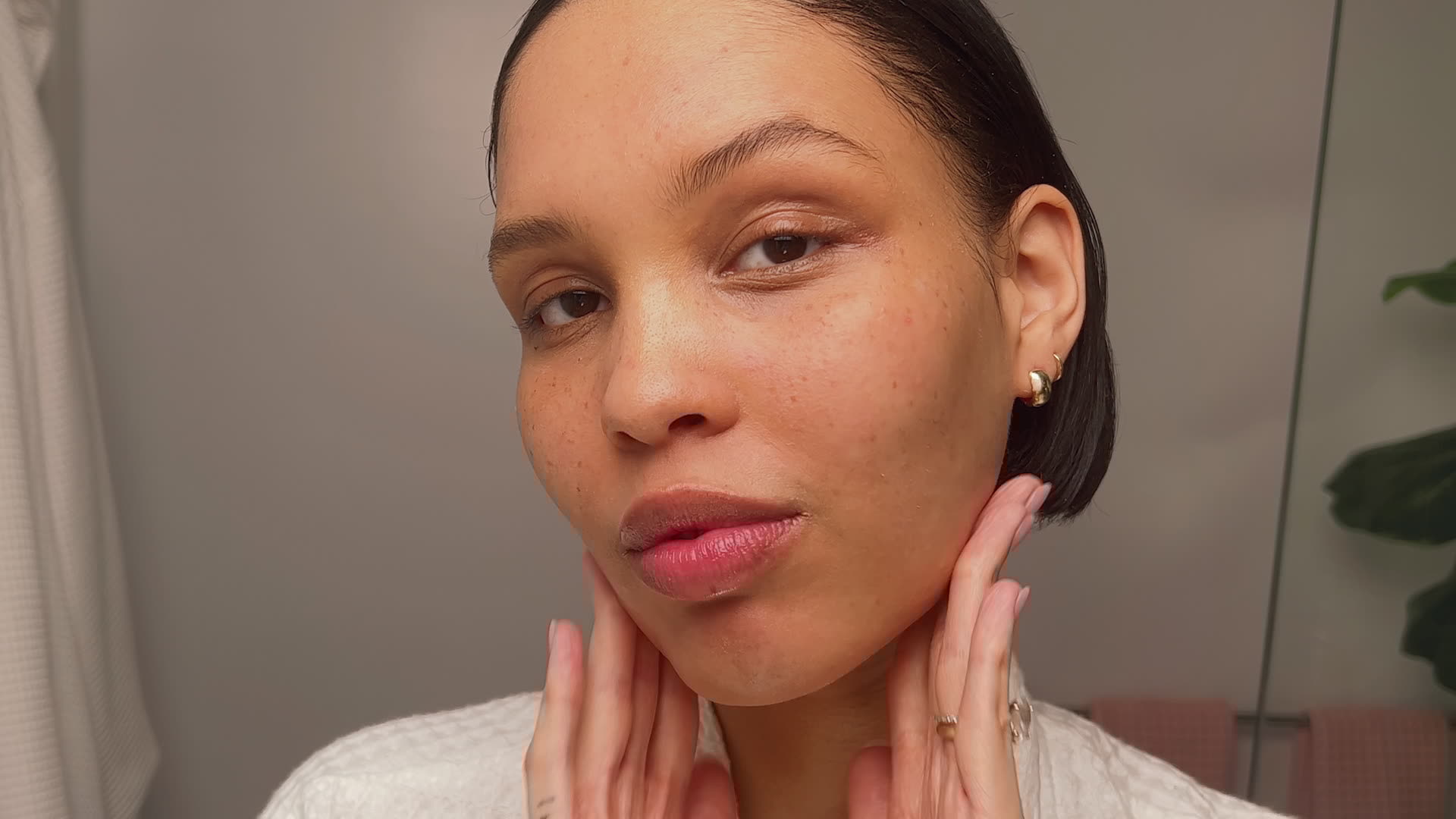 Watch Nara Smith Shows Off Her One-Step Recipe for Great Skin | Vogue - Nara Smith Age – How Old Is The TikTok Star In 2025?