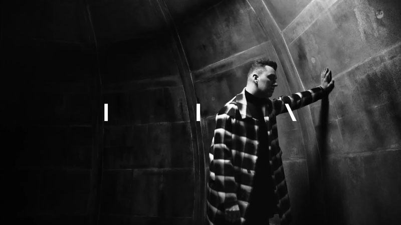 sam smith balenciaga