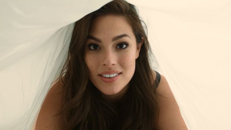 Ashley Graham Became A Supermodel In 2016 Here S How She Did It Vogue