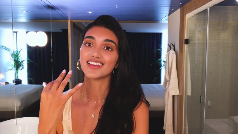 Neelam Gill S Guide To Model Off Duty Beauty Vogue