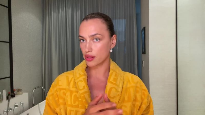 Irina Shayk's Guide to Full Brows, and a Killer Red Lip | Vogue