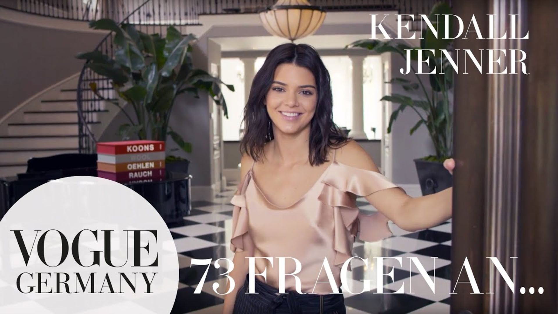Watch 73 Fragen an Kendall Jenner VOGUE Germany 73 Questions(00)