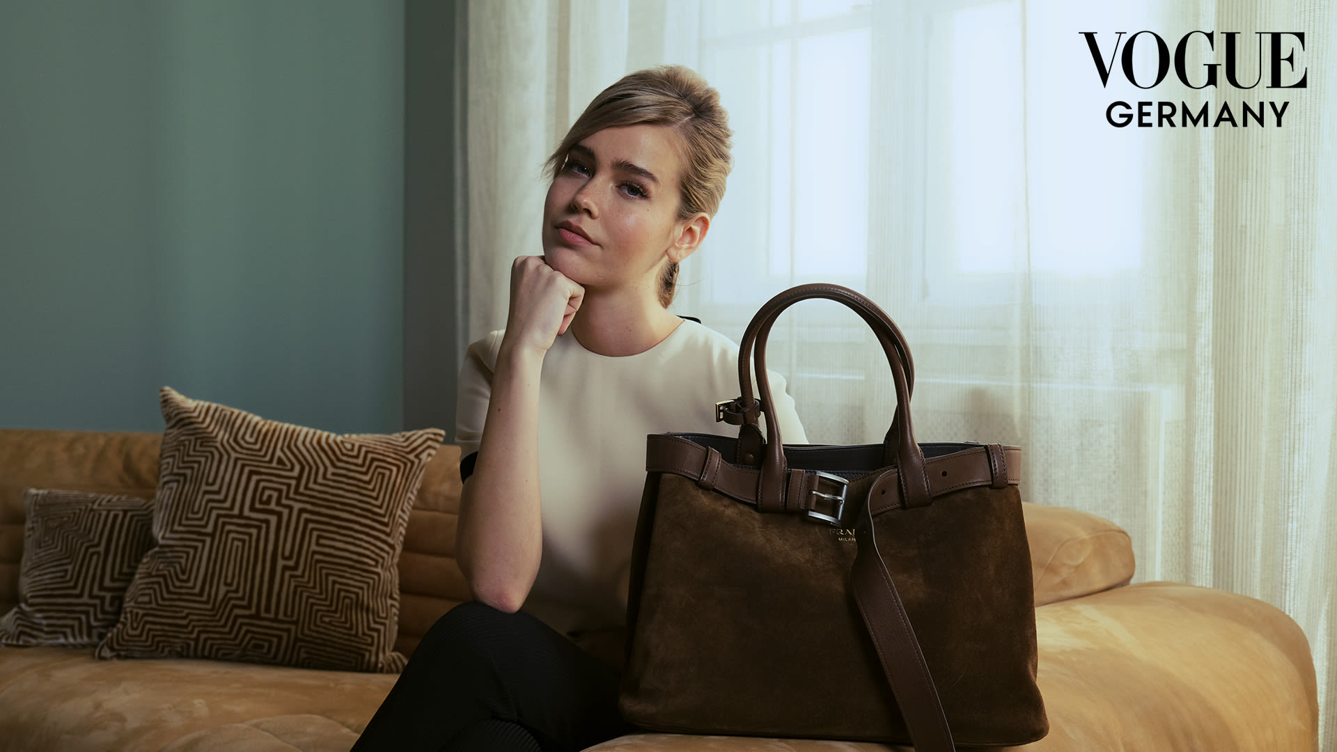 Vogue bag 2025