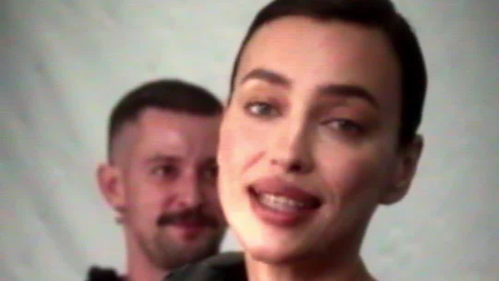 Watch Irina Shayk racconta il suo primo ricordo di Vogue Italia | Vogue