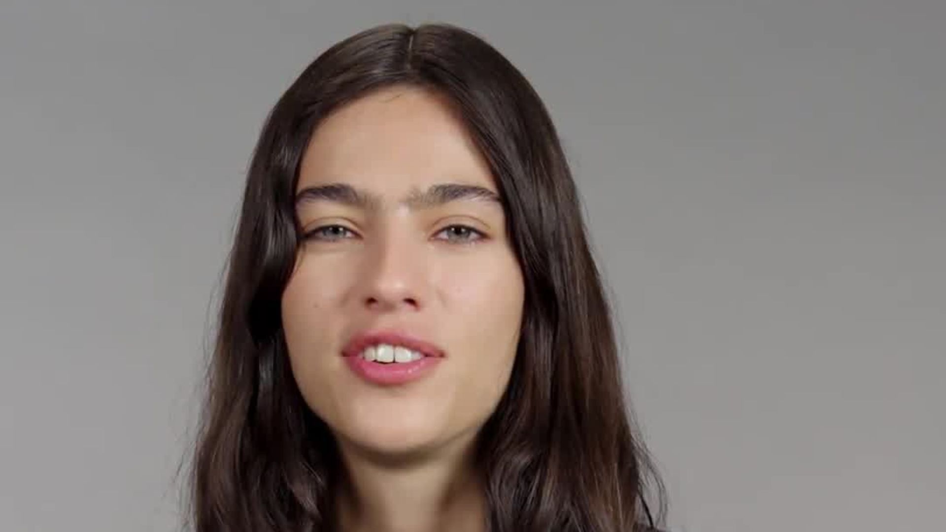 Watch Loli Bahia Trend Swipe | Vogue Italia