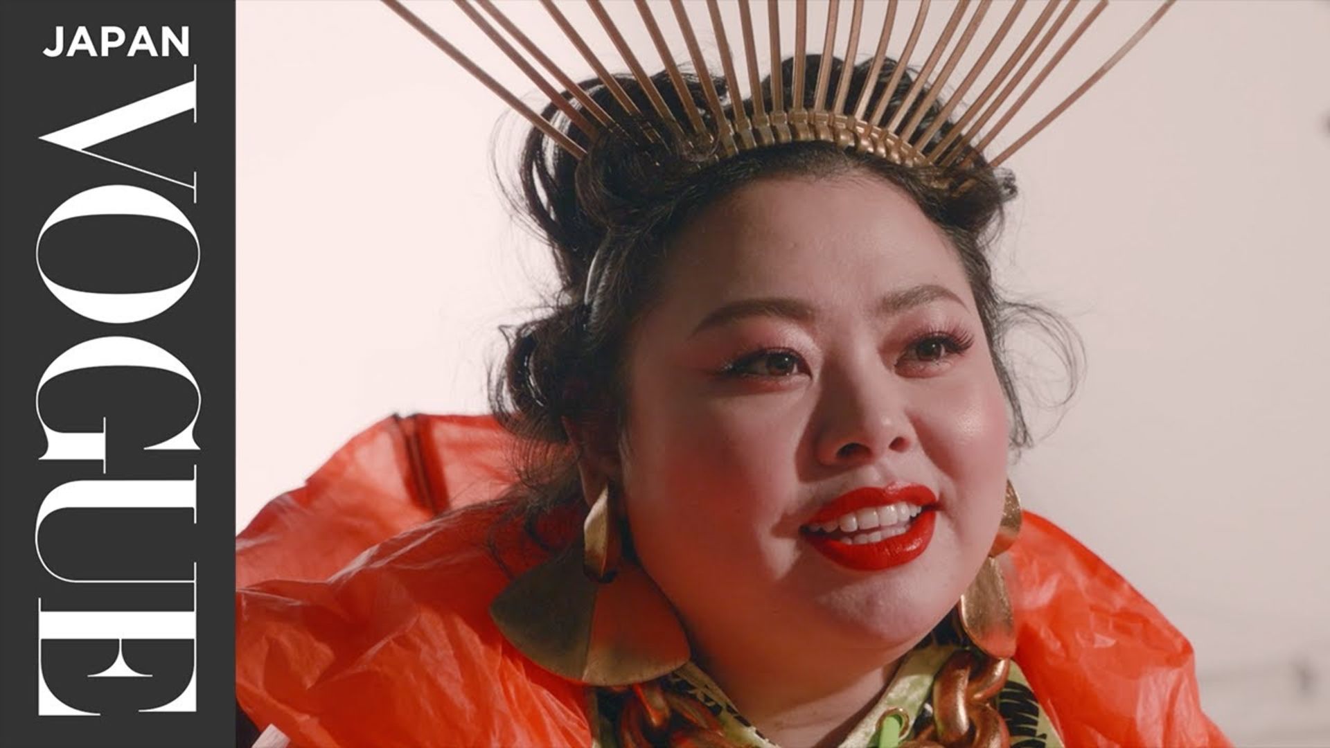 Watch Fun Funkyなルックに身を包んだ渡辺直美の撮影に密着 彼女が考える 笑い と ファッション の関係とは Inside Vogue Japan Vogue Japan Watch Fun Funkyなルックに身を包んだ渡辺直美の撮影に密着 彼女が考える 笑い と ファッション の関係とは Inside Vogue Japan Vogue Japan