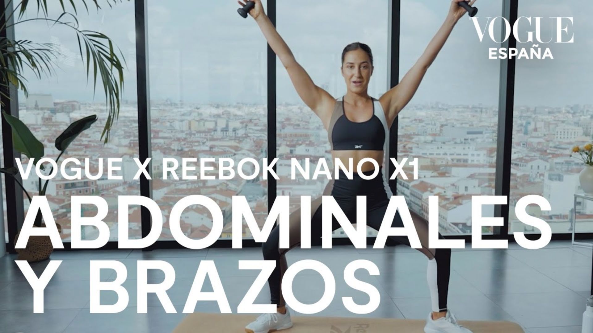 Ver Rutina de abdominales y brazos con mancuernas, con Ffitcoco Oneoff Vogue España