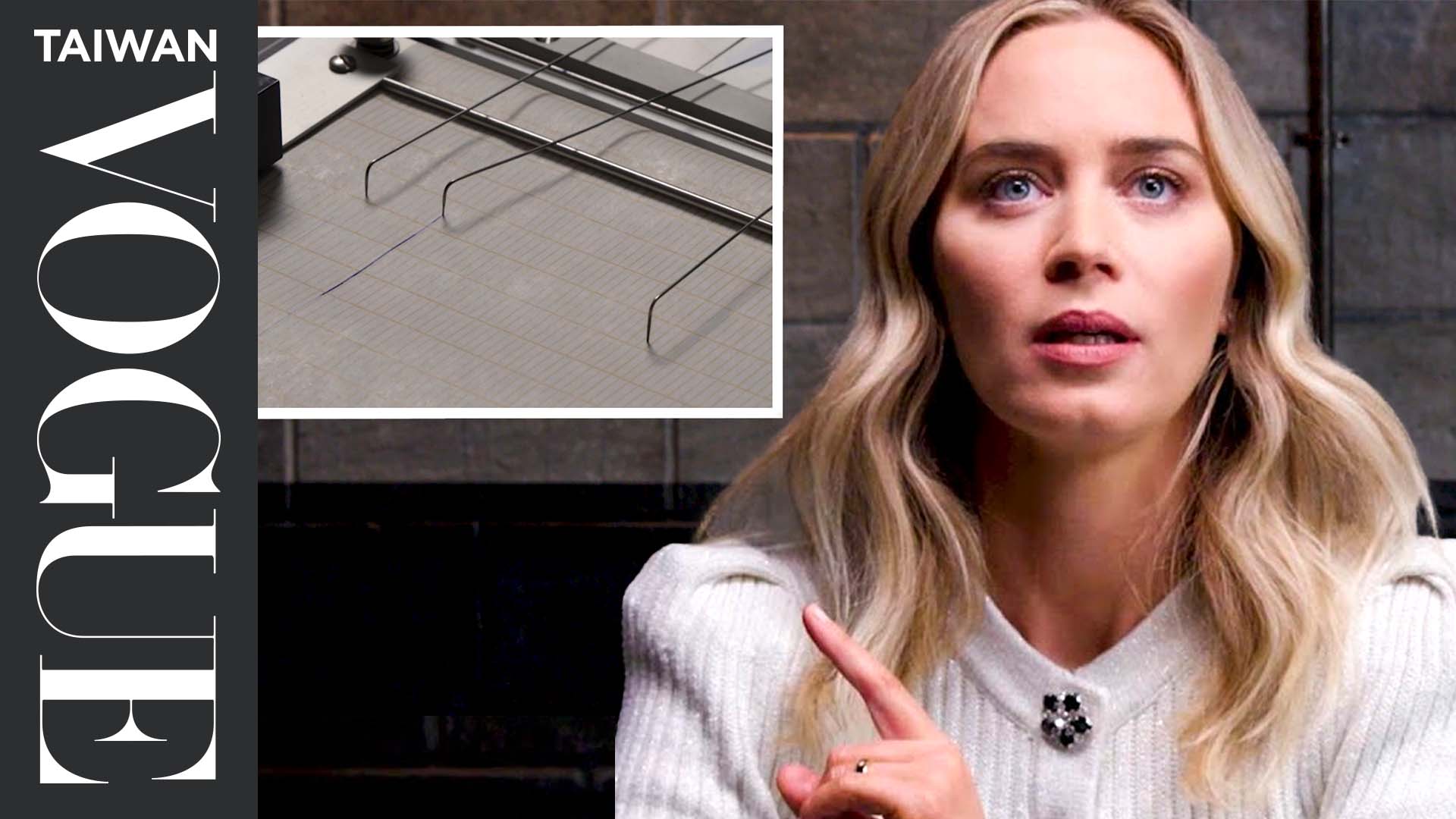 Watch 愛蜜莉布朗挑戰測謊！覺得老公看《穿著Prada的惡魔》72次太超過！Emily Blunt Takes a Lie