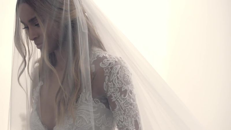 The Best Roberto Cavalli By Peter Dundas Moments On The Red Carpet Allure 388 likes · 7 talking about this. roberto cavalli by peter dundas moments