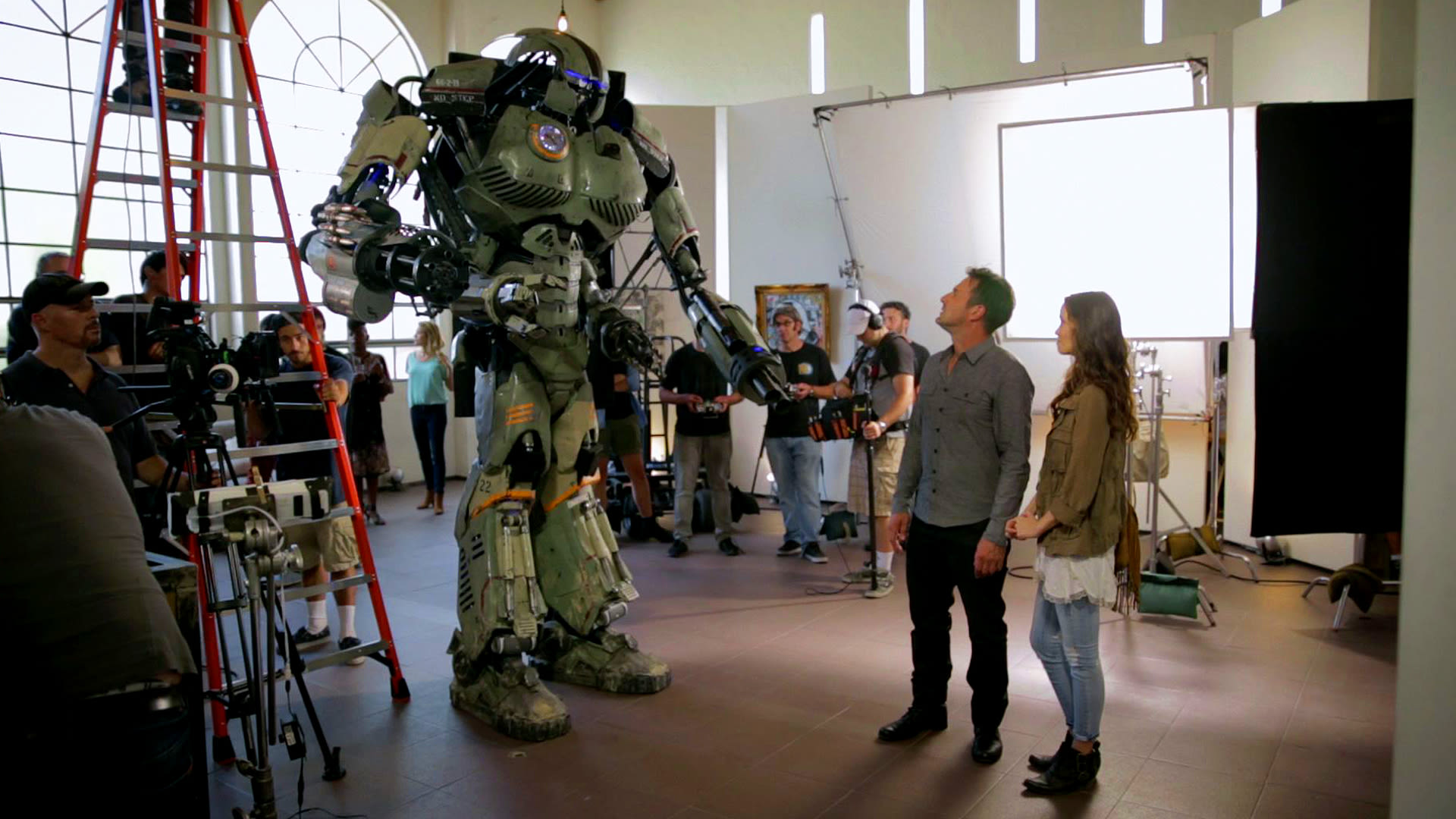 Watch Behind the Scenes of Summer Glau's Robot Series | 1000 | WIRED