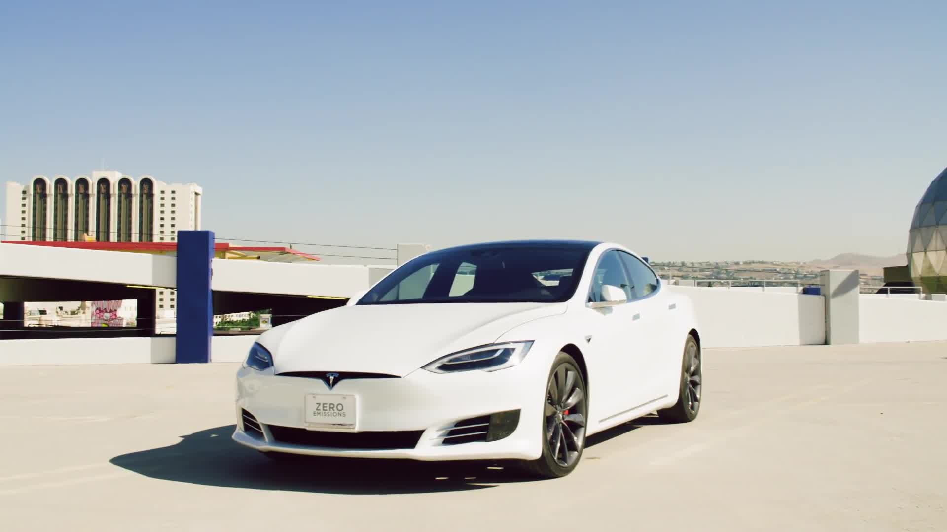 Watch How Tesla's SelfDriving Autopilot Actually Works WIRED