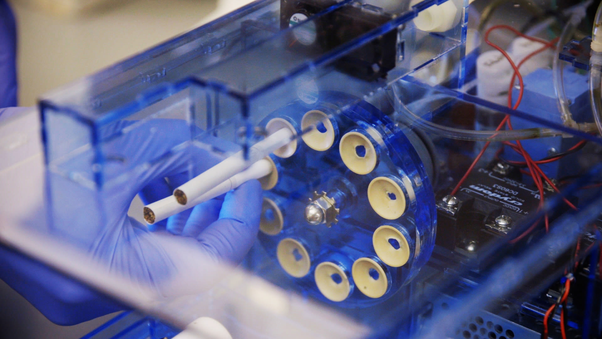 laboratory cigarette CTRP E-cigarette research, USA | Stock