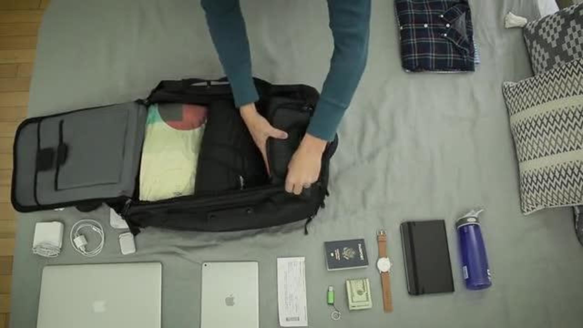Nomatic indiegogo store